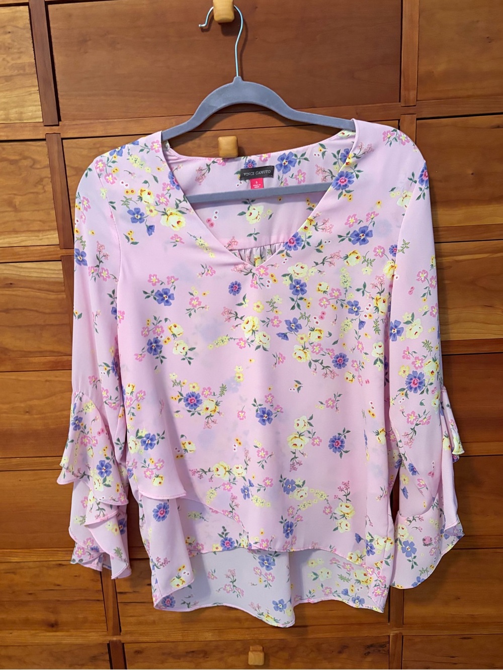 Vince Camuto Light Pink Floral V-Neck Blouse